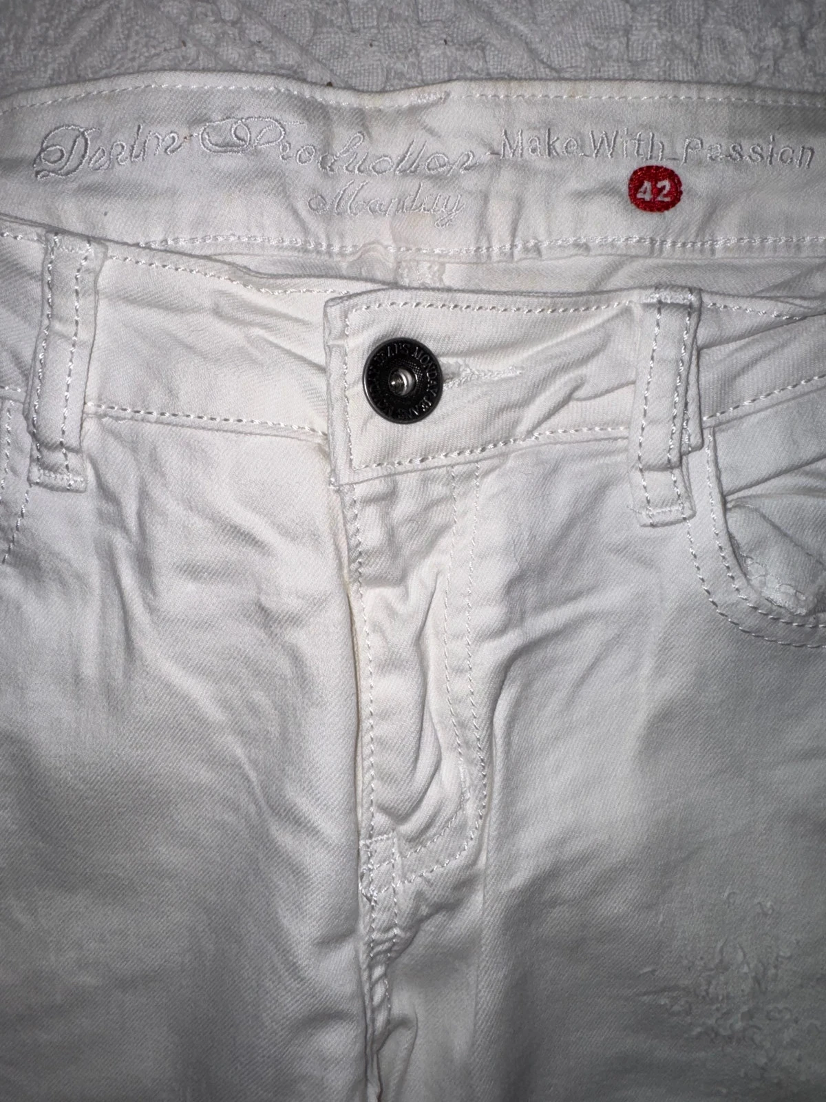 Manday Distressed Jeans – photo 10